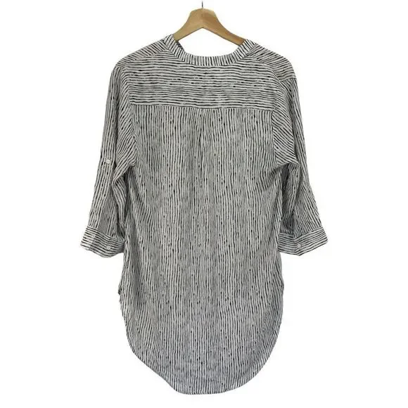 3/$25 Papillon White and Black Striped 3/4 Length Sleeve Tunic Medium - Picture 5 of 6
